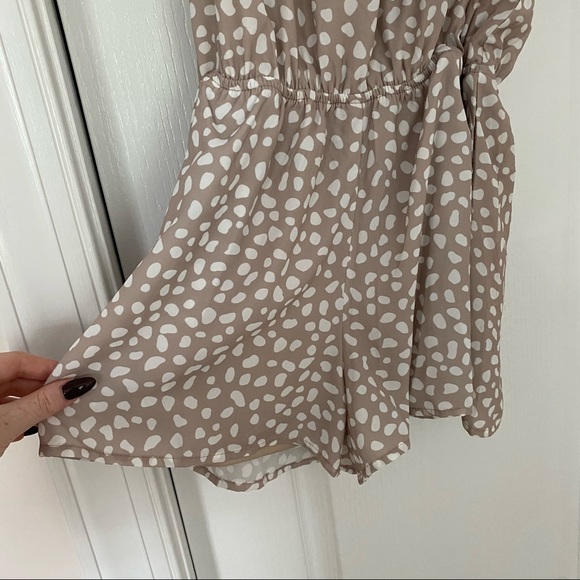 NWOT Pink Lily Won’t Break Your Heart Romper - Picture 7 of 11